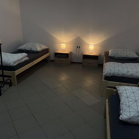 Ciechanów Noclegi Pracownicze Lazur מראה חיצוני תמונה