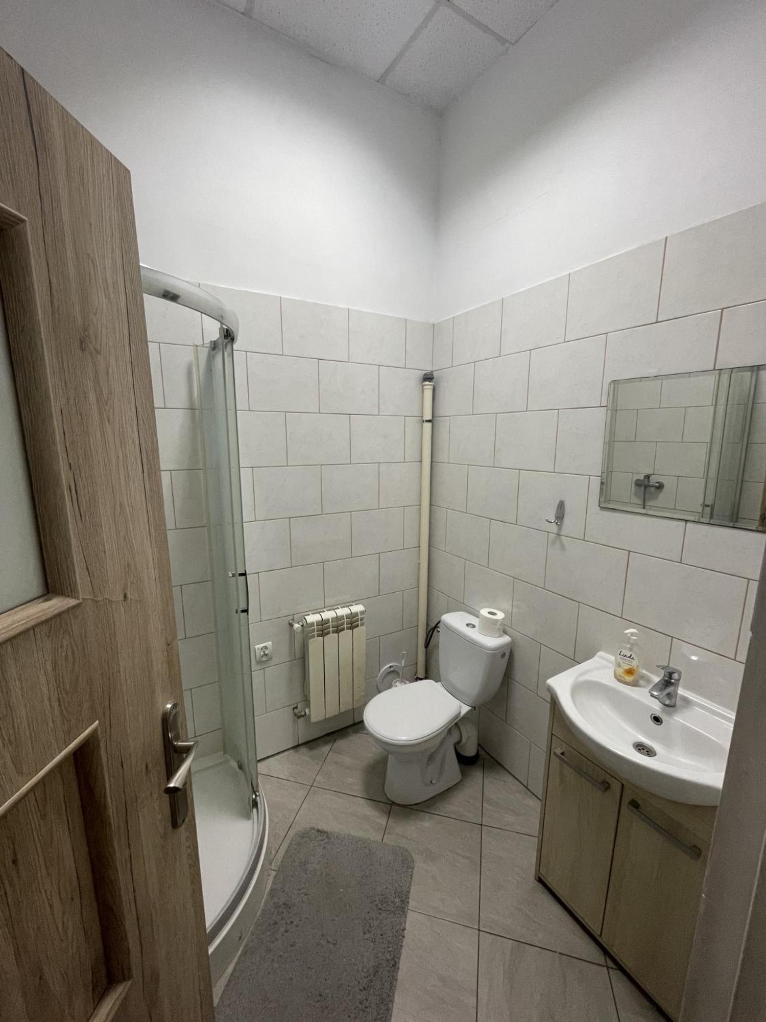 Ciechanów Noclegi Pracownicze Lazur מראה חיצוני תמונה