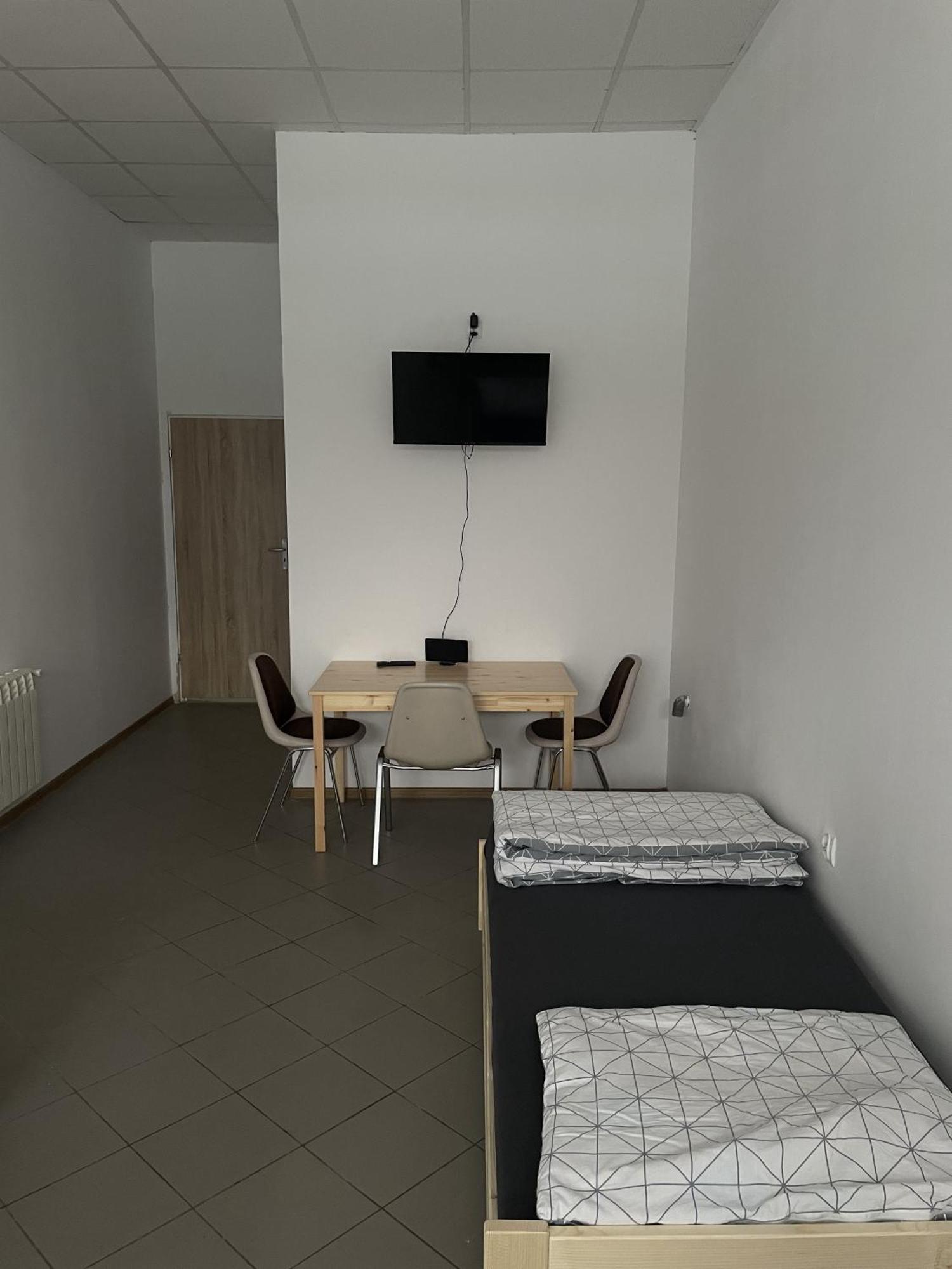 Ciechanów Noclegi Pracownicze Lazur מראה חיצוני תמונה
