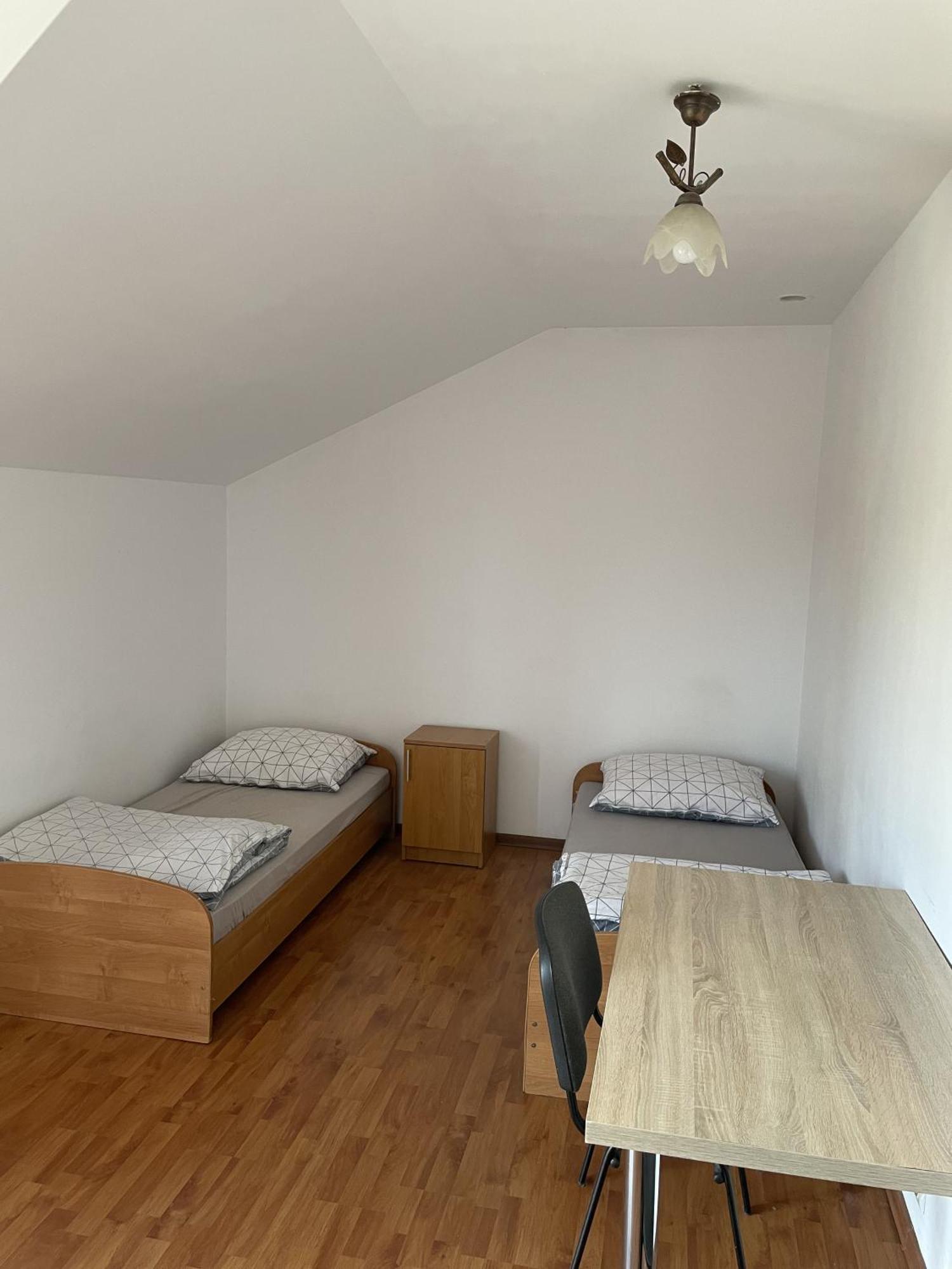 Ciechanów Noclegi Pracownicze Lazur מראה חיצוני תמונה
